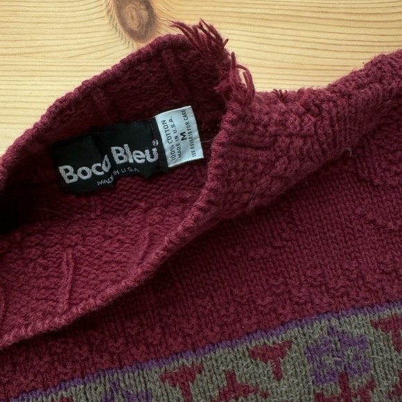 Boca Bleu Vintage Cropped Sweater - Picture 4 of 8